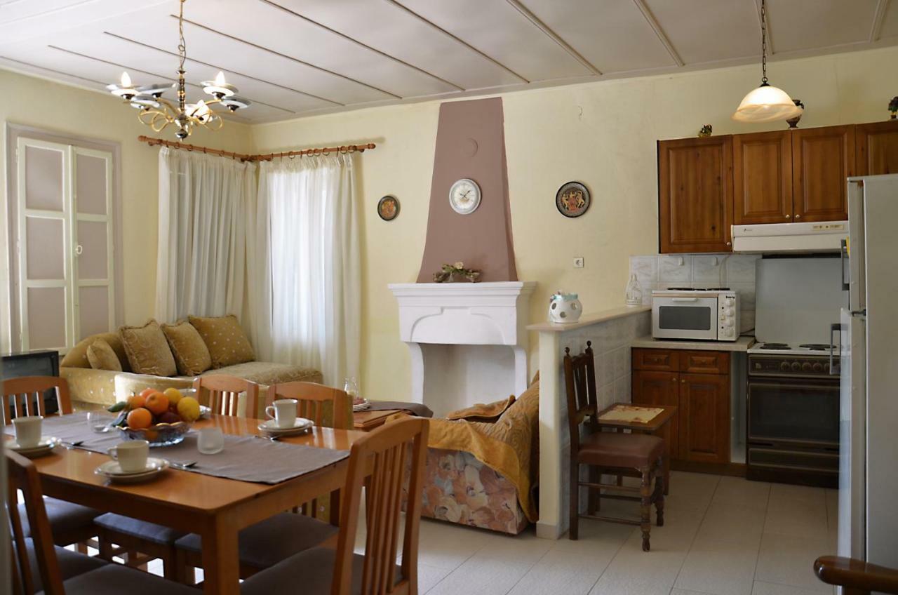 Stam House Villa Leonidio Exterior photo
